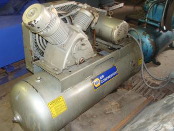 A Good used 7.5 HP 2 Stage Air Compressor with 80 Gallon